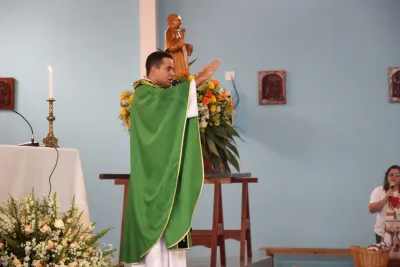 1º dia da novena - Benção das Famílias