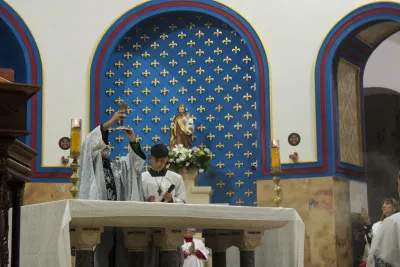 30 dia com Maria - Santa Missa e Coroação - Paróquia Nossa Senhora de Fátima (Araguari)