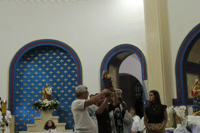 30 dia com Maria - Santa Missa e Coroação - Paróquia Nossa Senhora de Fátima (Araguari)