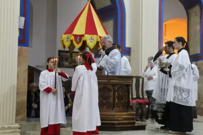 30 dia com Maria - Santa Missa e Coroação - Paróquia Nossa Senhora de Fátima (Araguari)