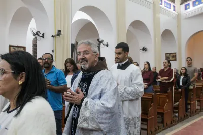 30 dia com Maria - Santa Missa e Coroação - Paróquia Nossa Senhora de Fátima (Araguari)