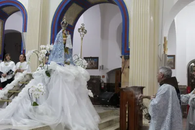 30 dia com Maria - Santa Missa e Coroação - Paróquia Nossa Senhora de Fátima (Araguari)