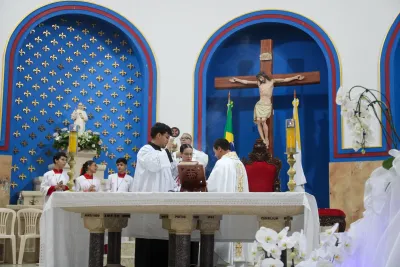 30 dia com Maria - Santa Missa e Coroação - Paroquia Sao Damião de Molokai