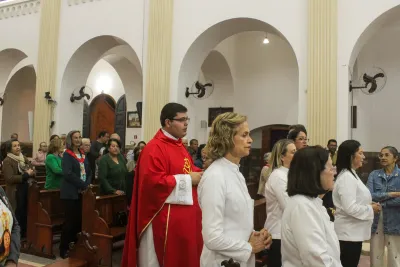 30 dia com Maria - Santa Missa e Coroação - Romeiros Devotos da Comunidade São Vicente de Paulo (Patrocinio)