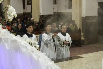 30 dia com Maria - Santa Missa e Coroação - Romeiros Devotos da Comunidade São Vicente de Paulo (Patrocinio)