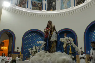 30 dia com Maria - Santa Missa e Coroação - Romeiros Devotos da Comunidade São Vicente de Paulo (Patrocinio)