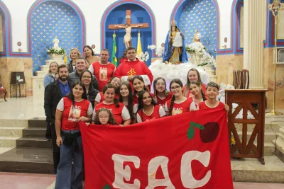 30 dia com Maria - Santa Missa e Coroação - Romeiros Devotos da Comunidade São Vicente de Paulo (Patrocinio)