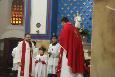 30 dia com Maria - Santa Missa e Coroação - Romeiros Devotos da Comunidade São Vicente de Paulo (Patrocinio)