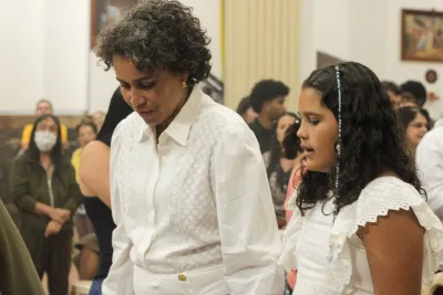30 dia com Maria - Santa Missa e Coroação - Romeiros Devotos da Mãe Abadia da cidade de Araguari