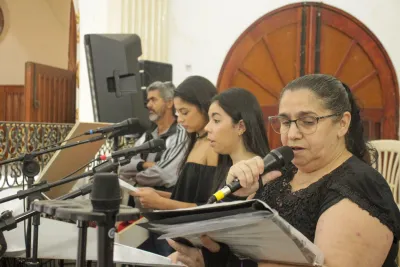 30 dia com Maria - Santa Missa e Coroação - Romeiros Devotos da Mãe Abadia da cidade de Araguari