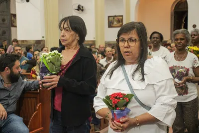 30 dia com Maria - Santa Missa e Coroação - Romeiros Devotos da Mãe Abadia da cidade de Araguari