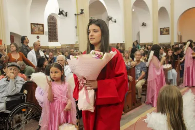 30 dia com Maria - Santa Missa e Coroação - Romeiros Devotos da Mãe Abadia da cidade de Araguari