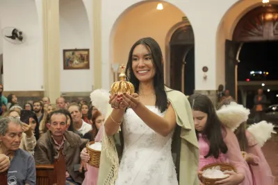 30 dia com Maria - Santa Missa e Coroação - Romeiros Devotos da Mãe Abadia da cidade de Araguari