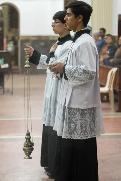 30 dia com Maria - Santa Missa e Coroação - Romeiros Devotos da Paroquia Cristo Rei (Uberlândia)