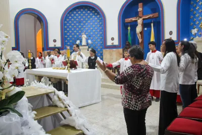30 dia com Maria - Santa Missa e Coroação - Romeiros Devotos da Paroquia Cristo Rei (Uberlândia)