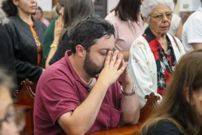 30 dia com Maria - Santa Missa e Coroação - Romeiros Devotos da Paroquia Cristo Rei (Uberlândia)