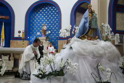 30 dia com Maria - Santa Missa e Coroação - Romeiros Devotos da Paroquia Cristo Rei (Uberlândia)