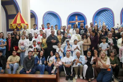 30 dia com Maria - Santa Missa e Coroação - Romeiros Devotos da Paroquia Cristo Rei (Uberlândia)