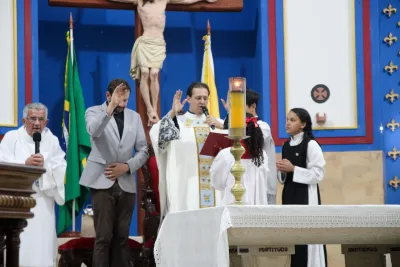 30 dia com Maria - Santa Missa e Coroação - Romeiros Devotos da Paroquia Cristo Rei (Uberlândia)