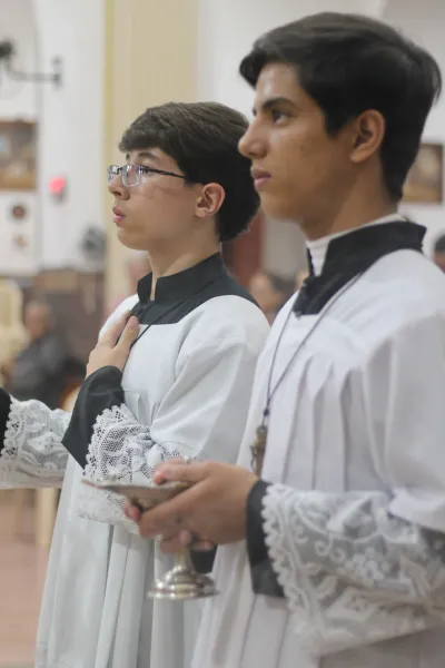 30 dia com Maria - Santa Missa e Coroação - Romeiros Devotos da Paroquia Cristo Rei (Uberlândia)