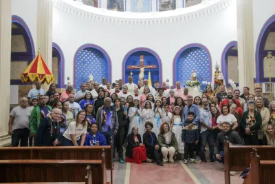 30 dia com Maria - Santa Missa e Coroação - Romeiros Devotos da Paróquia N. S. de Guadalupe (Uberlândia)