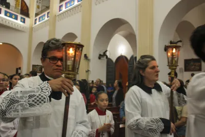 30 dia com Maria - Santa Missa e Coroação - Romeiros Devotos da Paróquia N. S. de Guadalupe (Uberlândia)