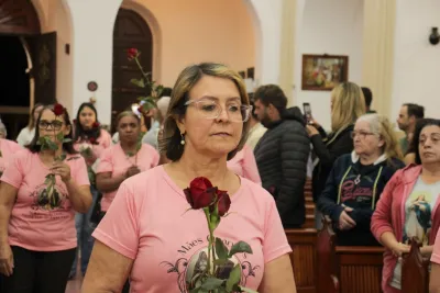30 dia com Maria - Santa Missa e Coroação - Romeiros Devotos da Paróquia N. S. de Guadalupe (Uberlândia)