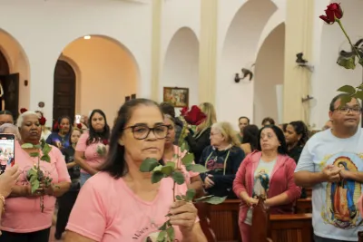30 dia com Maria - Santa Missa e Coroação - Romeiros Devotos da Paróquia N. S. de Guadalupe (Uberlândia)