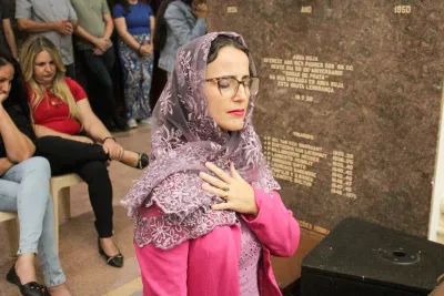 30 dia com Maria - Santa Missa e Coroação - Romeiros Devotos da Paróquia Nossa Senhora da Abadia Patrimônio (Uberlândia)