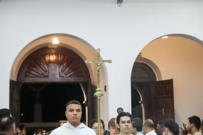 30 dia com Maria - Santa Missa e Coroação - Romeiros Devotos da Paróquia Nossa Senhora da Abadia Patrimônio (Uberlândia)