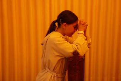30 dia com Maria - Santa Missa e Coroação - Romeiros Devotos da Paróquia Nossa Senhora da Abadia Patrimônio (Uberlândia)