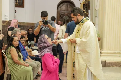 30 dia com Maria - Santa Missa e Coroação - Romeiros Devotos da Paróquia Nossa Senhora da Abadia Patrimônio (Uberlândia)