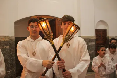 30 dia com Maria - Santa Missa e Coroação - Romeiros Devotos da Paróquia Nossa Senhora da Abadia Patrimônio (Uberlândia)