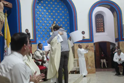 30 dia com Maria - Santa Missa e Coroação - Romeiros Devotos da Paróquia Nossa Senhora da Abadia Patrimônio (Uberlândia)