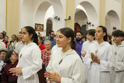 30 dia com Maria - Santa Missa e Coroação - Romeiros Devotos da Paróquia Nossa Senhora da Abadia Patrimônio (Uberlândia)