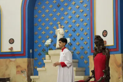30 dia com Maria - Santa Missa e Coroação - Romeiros Devotos da Paróquia Nossa Senhora da Lapa (Vazante)