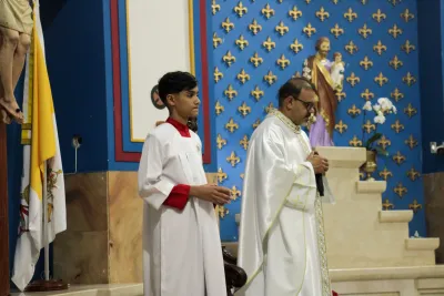 30 dia com Maria - Santa Missa e Coroação - Romeiros Devotos da Paróquia Nossa Senhora da Lapa (Vazante)