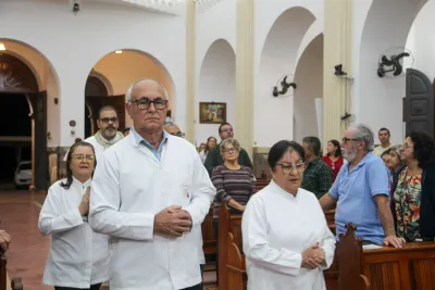 30 dia com Maria - Santa Missa e Coroação - Romeiros Devotos da Paróquia Nossa Senhora da Lapa (Vazante)