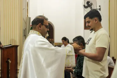 30 dia com Maria - Santa Missa e Coroação - Romeiros Devotos da Paróquia Nossa Senhora da Lapa (Vazante)