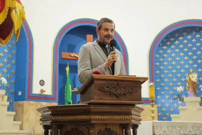 30 dia com Maria - Santa Missa e Coroação - Romeiros Devotos da Paróquia Nossa Senhora da Lapa (Vazante)