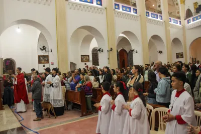 30 dia com Maria - Santa Missa e Coroação - Romeiros Devotos da Paróquia Nossa Senhora das Dores (Campo Florido)