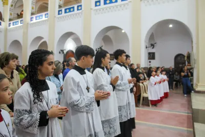 30 dia com Maria - Santa Missa e Coroação - Romeiros Devotos da Paróquia Nossa Senhora das Dores (Campo Florido)
