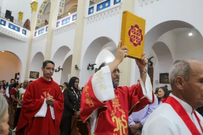 30 dia com Maria - Santa Missa e Coroação - Romeiros Devotos da Paróquia Nossa Senhora das Dores (Campo Florido)