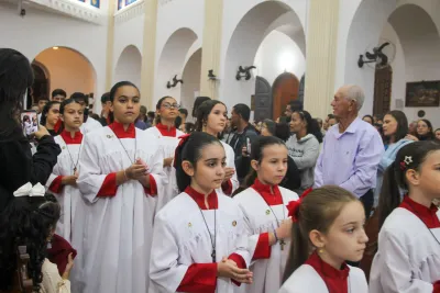 30 dia com Maria - Santa Missa e Coroação - Romeiros Devotos da Paróquia Nossa Senhora das Dores (Campo Florido)