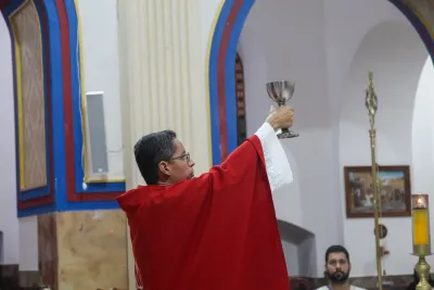 30 dia com Maria - Santa Missa e Coroação - Romeiros Devotos da Paróquia Nossa Senhora das Dores (Campo Florido)