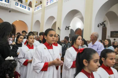 30 dia com Maria - Santa Missa e Coroação - Romeiros Devotos da Paróquia Nossa Senhora das Dores (Campo Florido)