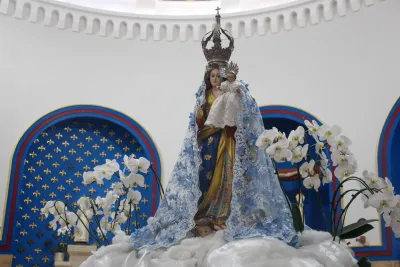 30 dia com Maria - Santa Missa e Coroação - Romeiros Devotos da Paróquia Nossa Senhora das Dores (Campo Florido)