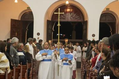 30 dia com Maria - Santa Missa e Coroação - Romeiros Devotos da Paróquia Nossa Senhora das Dores (Campo Florido)