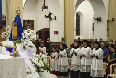 30 dia com Maria - Santa Missa e Coroação - Romeiros Devotos da Paróquia Nossa Senhora das Dores (Campo Florido)