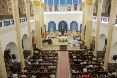 30 dia com Maria - Santa Missa e Coroação - Romeiros Devotos da Paróquia Nossa Senhora de Fatima (Monte Carmelo)